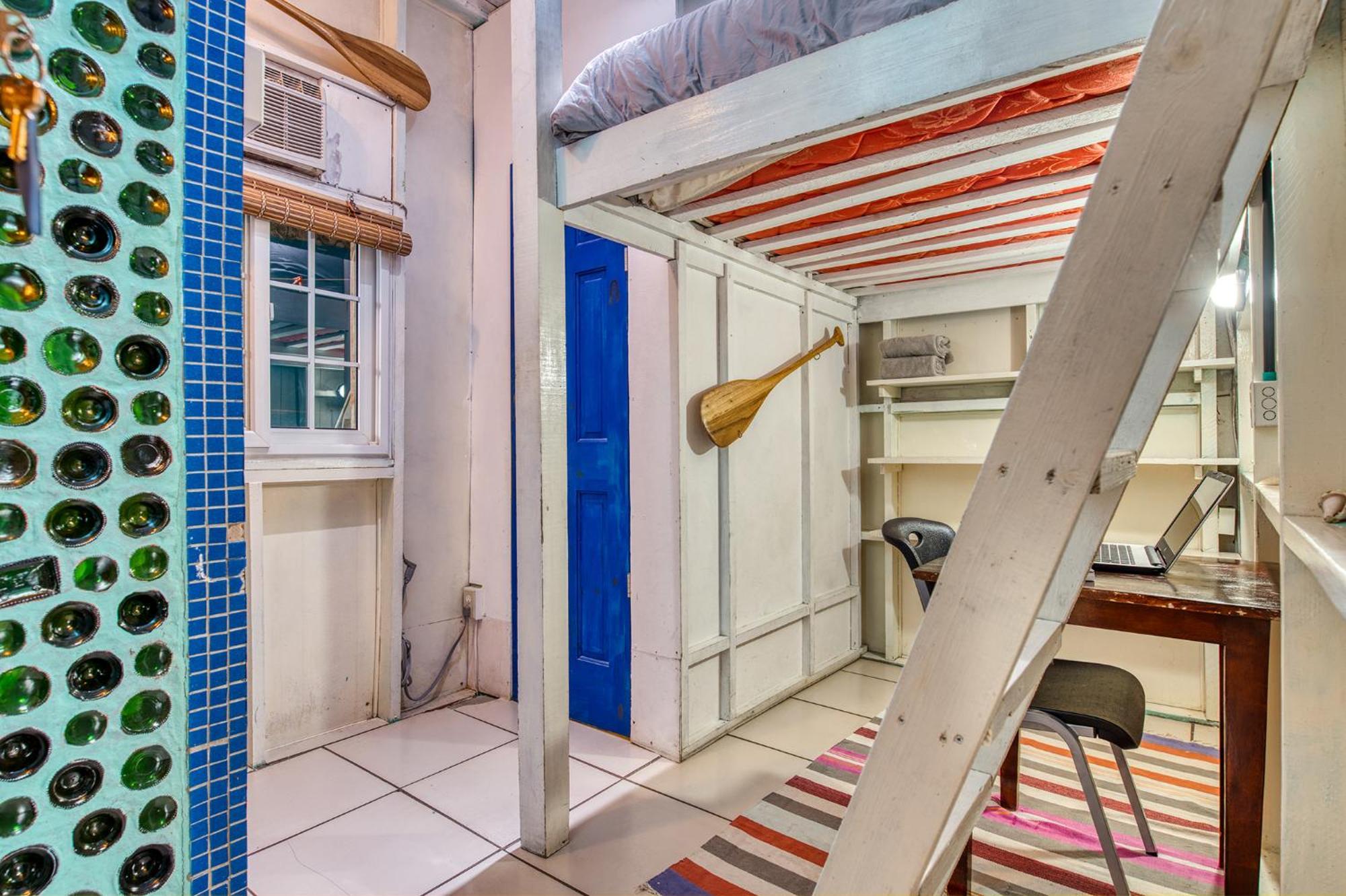 Saigon Bay Bed & Breakfast 博卡斯德尔托罗 外观 照片